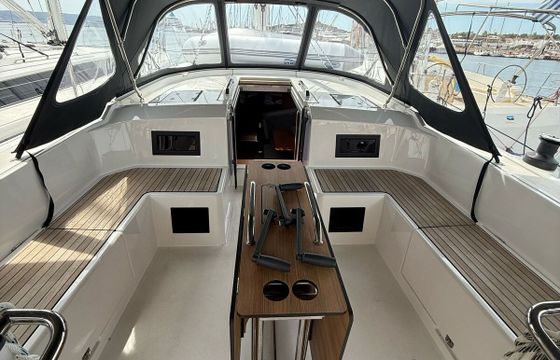 Sailboat Bavaria C46 14m