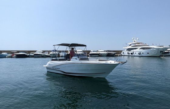 Motorboat Jeanneau Cap Camarat 6.5 Cc serie 3 200hp