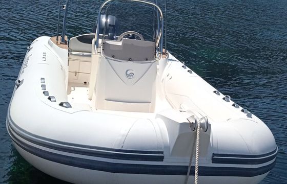 Motorboat Capelli Capelli Tempest 700 225hp