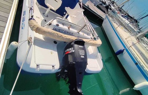 Motorboat Beneteau Flyer 6.5 140hp