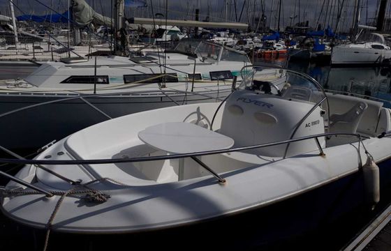 Motorboat Beneteau Flyer 6.5 140hp