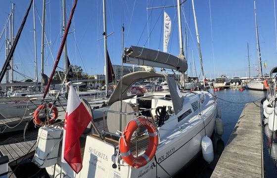 Sailboat Hanse 348 11m