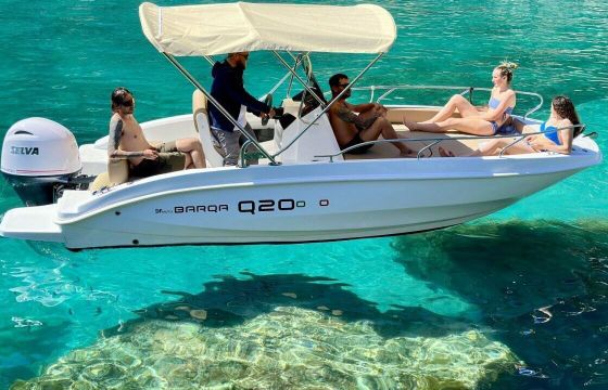 Motorboat day tour, aperitif, charter q20 150hp