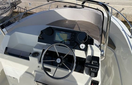 Motorboat Atlantic Marine 530 100hp