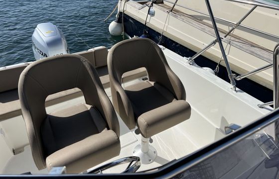 Motorboat Atlantic Marine 530 100hp