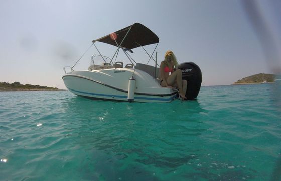 Motorboat QUICKSILVER ACTIV 605 OPEN 150hp