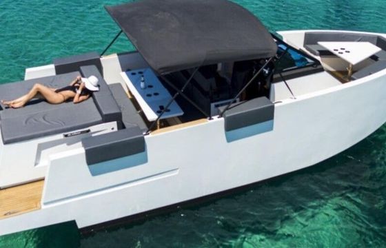 Motorboat De Antonio D33 Open 600hp