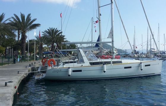 Sailboat Beneteau Oceanis 41 12.43m