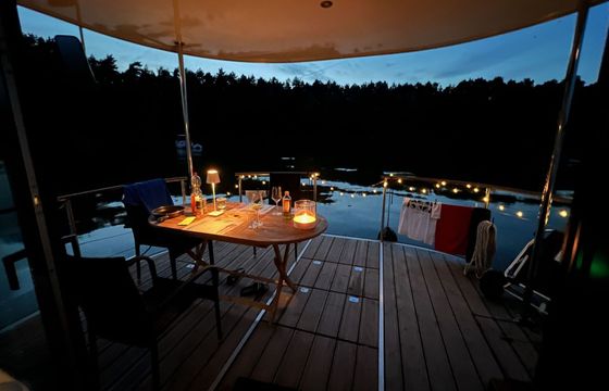 Houseboat Nautilus Vagabund 30