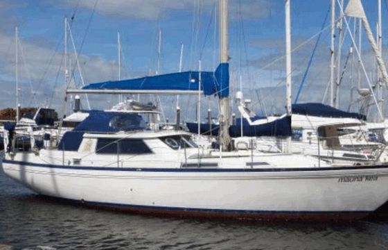 Sailboat Camper Nicholson salon de pont 12m