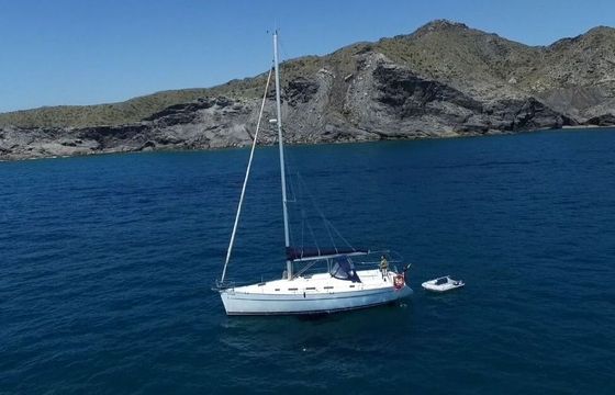 Sailboat Beneteau Cyclades 39.3 11.71m