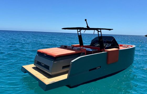 Motorboat DE ANTONIO 28 400hp