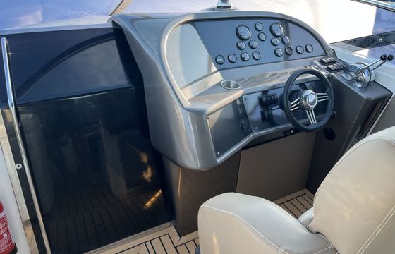 Motorboat Sunseeker 43 thunderhawk 500hp