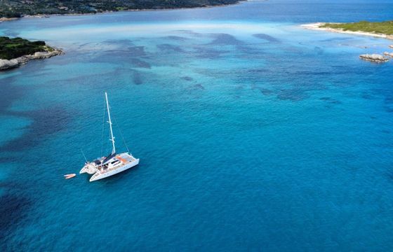Catamaran CNB Lagoon 570 17m