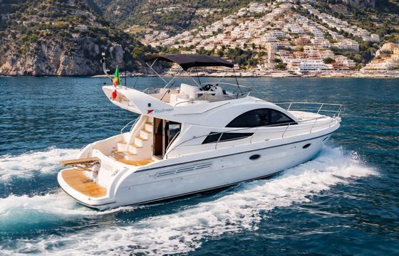 Motorboat Rodman Yacht Flybridge Yachts 740hp