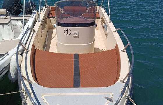 Boat without licence  ATHRAKIBOATS MACEDONIA 4.85 30hp