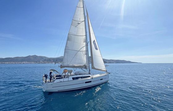 Sailboat Dufour 382 GL 11m