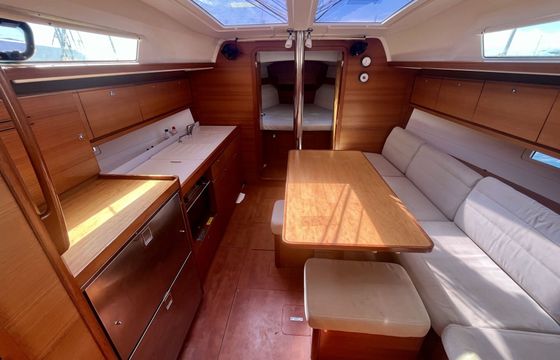Sailboat Dufour 382 GL 11m