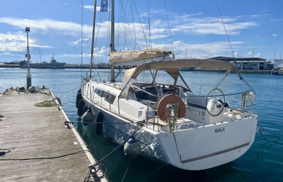 Sailboat Dufour 382 GL 11m