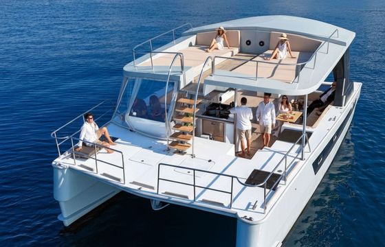 Motorboat Catamaran Motor Terrace 14 300hp
