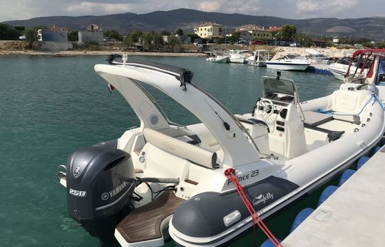 Motorboat Nuova Jolly Prince 23 250hp