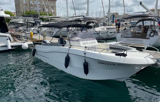 Motorboat Atlantic Marine Atlantic 750 250hp