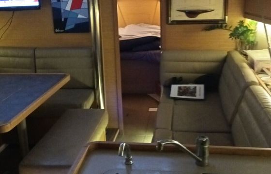 Sailboat Dufour 412 12.35m
