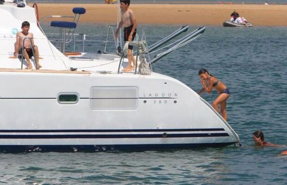 Catamaran Lagoon 380 S2 12m