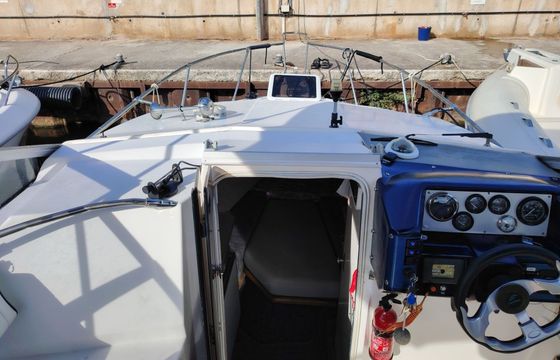 Motorboat Bayliner 2655 CIERA 245hp