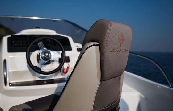 Motorboat Jeanneau CAP CAMARAT 7.5 WA 250hp