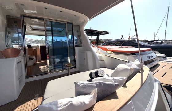 Motorboat Beneteau Flyer 12 800hp
