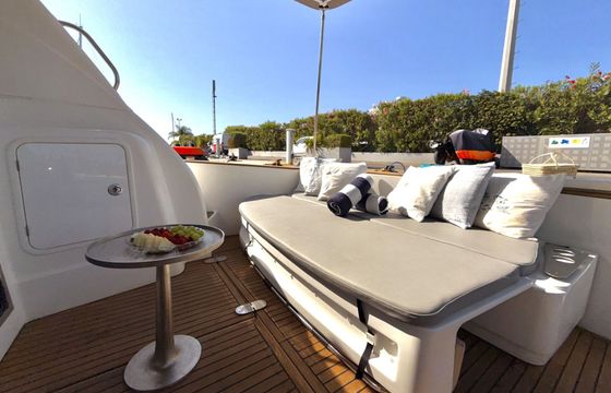 Motorboat Beneteau Flyer 12 800hp