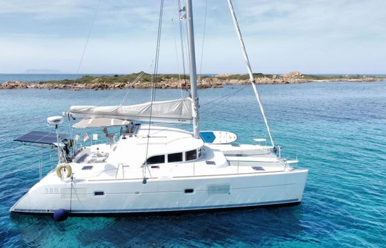 Catamaran Lagoon 380 S2 11.55m