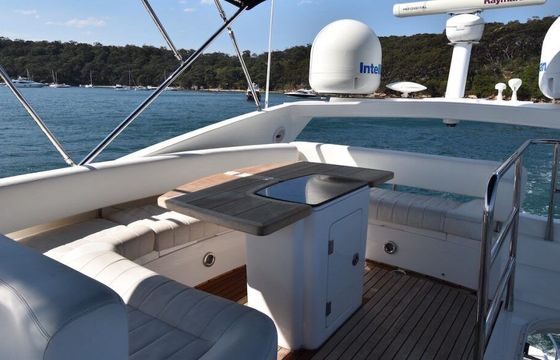 Motor yacht Sunseeker 50 Manhattan 715hp