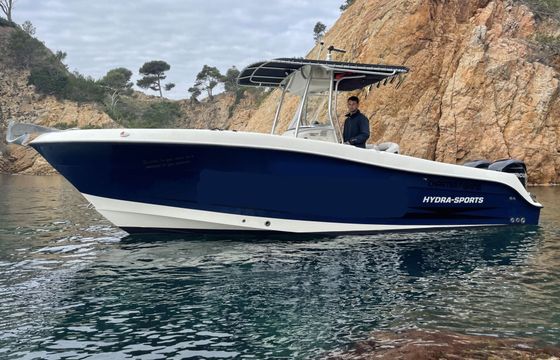 Motorboat Hydra Sports vector 2500cc 400hp