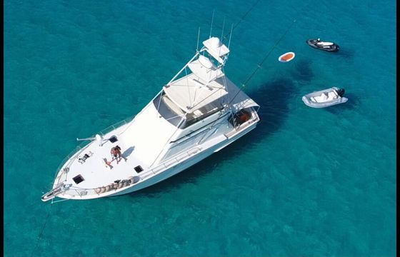 Motor yacht Hatteras 58C 2200hp