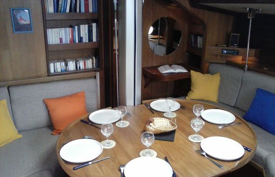 Sailboat BENETEAU FIRST 456 14.2m