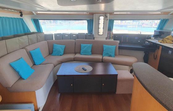 Catamaran Fountaine Pajot Orana 44 14m