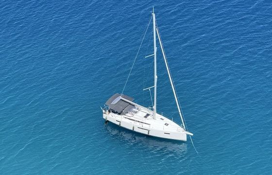 Sailboat Jeanneau Sun Odyssey 410 12m