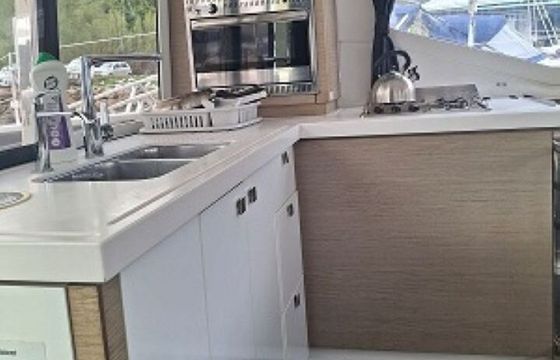 Catamaran Jeanneau Lucia 40 with watermaker 11.73m