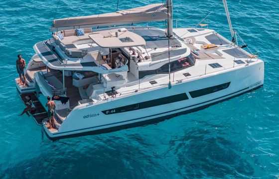 Catamaran Fountaine Pajot FP 44 14m