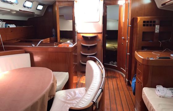 Sailboat BENETEAU FIRST 47.7 14.5m