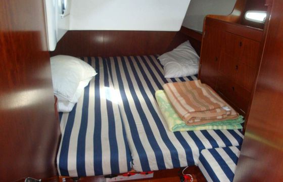 Sailboat BENETEAU FIRST 47.7 14.5m