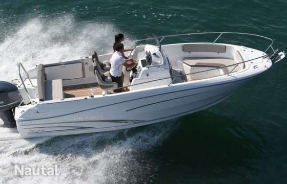 Motorboat Jeanneau Cap Camarat 7.5 Cc 225hp