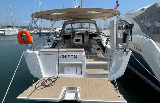 Sailboat 3 DUFOUR 430 (3D/2C/0P) - CH 13m