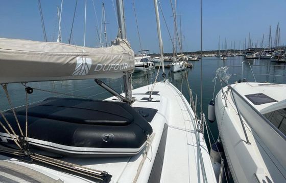 Sailboat 3 DUFOUR 430 (3D/2C/0P) - CH 13m