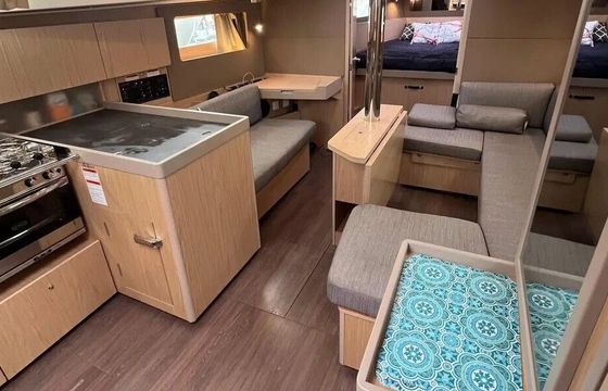 Sailboat Beneteau Oceanis 41.1 13m