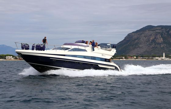 Motor yacht Conam 60 wide body 1176hp