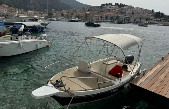 Motorboat Nautica 20HP - Free Fuel 20hp