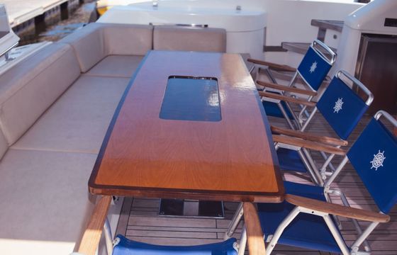Motorboat Schaefer 62 pés